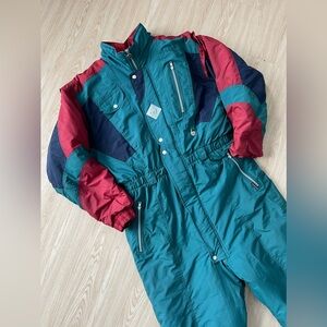 Vintage One Suit perfect for Ski